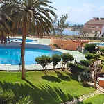 Appartement 60 M2,Piscine, Commerce