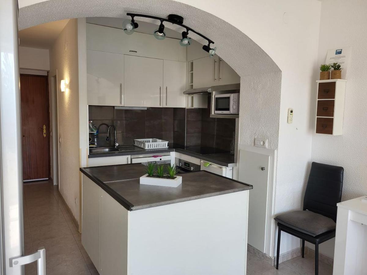60 M2,piscine, Commerce Apartamento Rosas