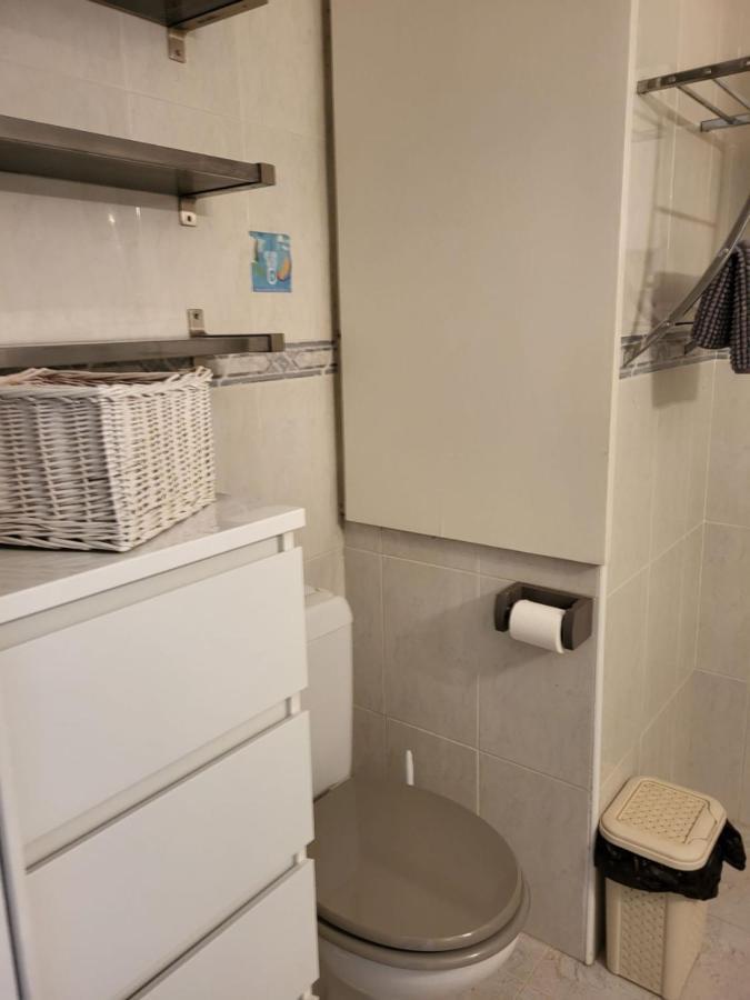 60 M2,piscine, Commerce Appartement *
